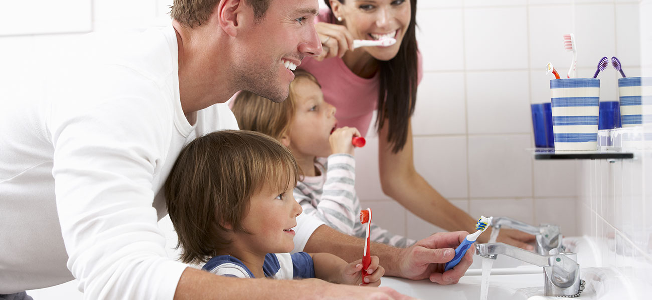 BLUE & GREEN STAINING BLUE & GREEN STAINING